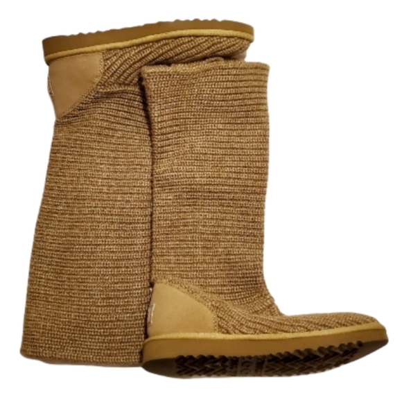 UGG Classic Cardy Knit Boots 5819 Brown Caramel Tan color Sz 9 - Picture 9 of 12
